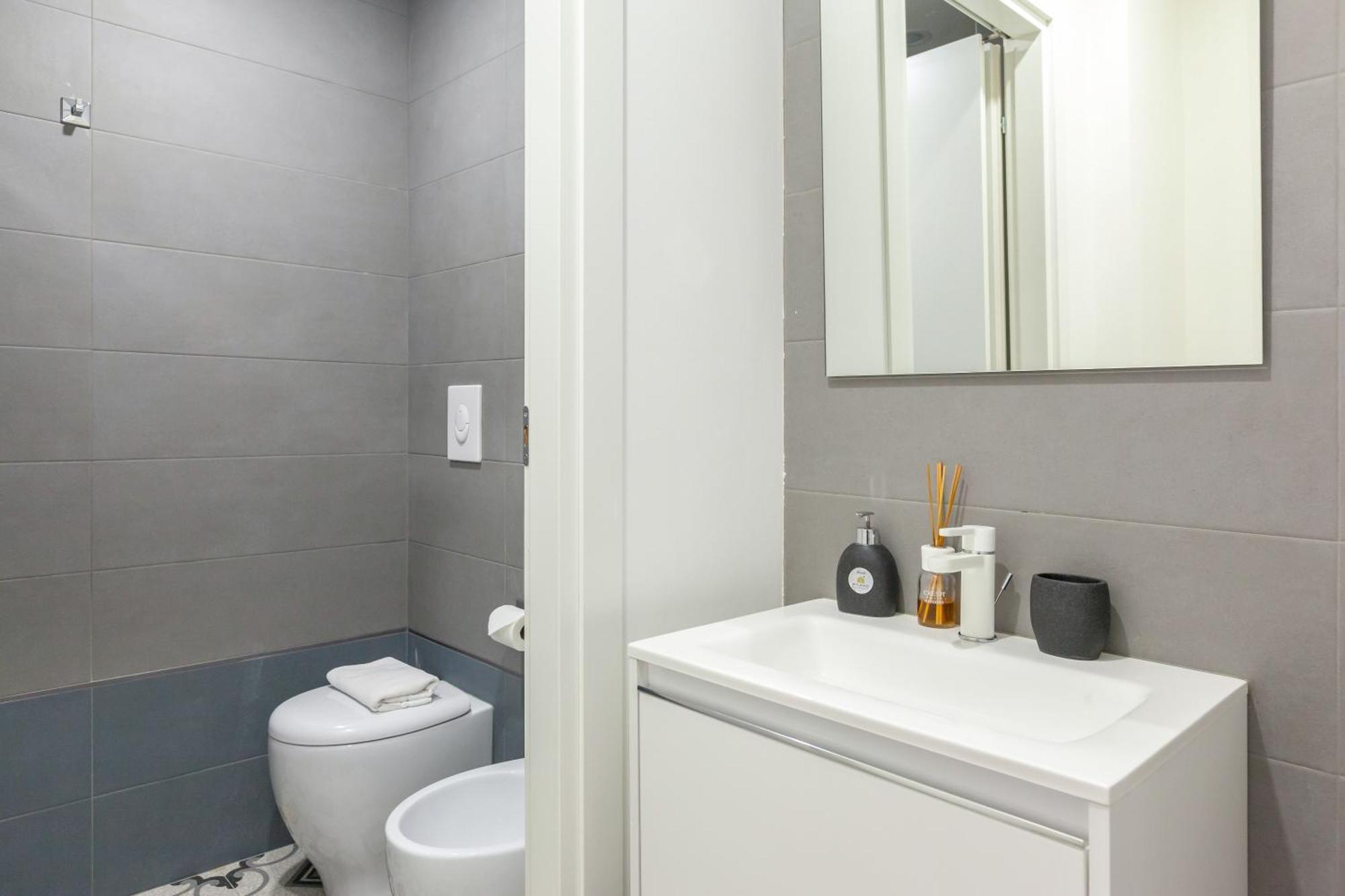 Milano Apartments S Agostino - Porta Genova Εξωτερικό φωτογραφία