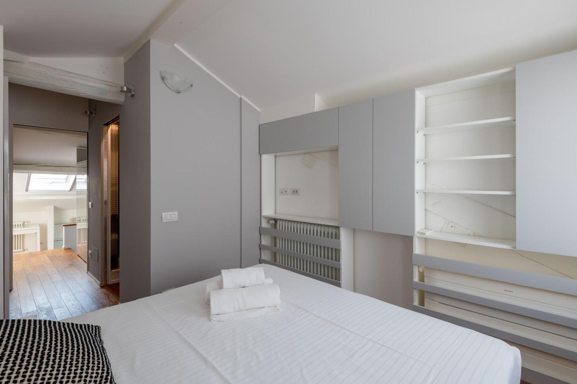 Milano Apartments S Agostino - Porta Genova Εξωτερικό φωτογραφία