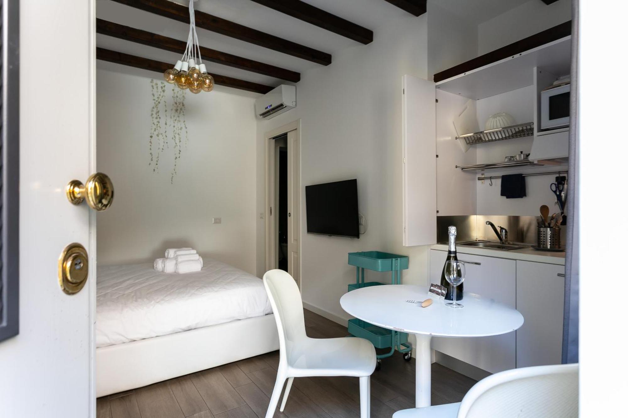 Milano Apartments S Agostino - Porta Genova Εξωτερικό φωτογραφία